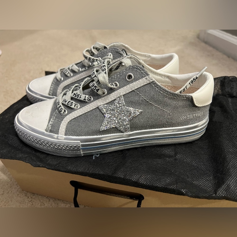 Vintage Havana sneakers - NEW